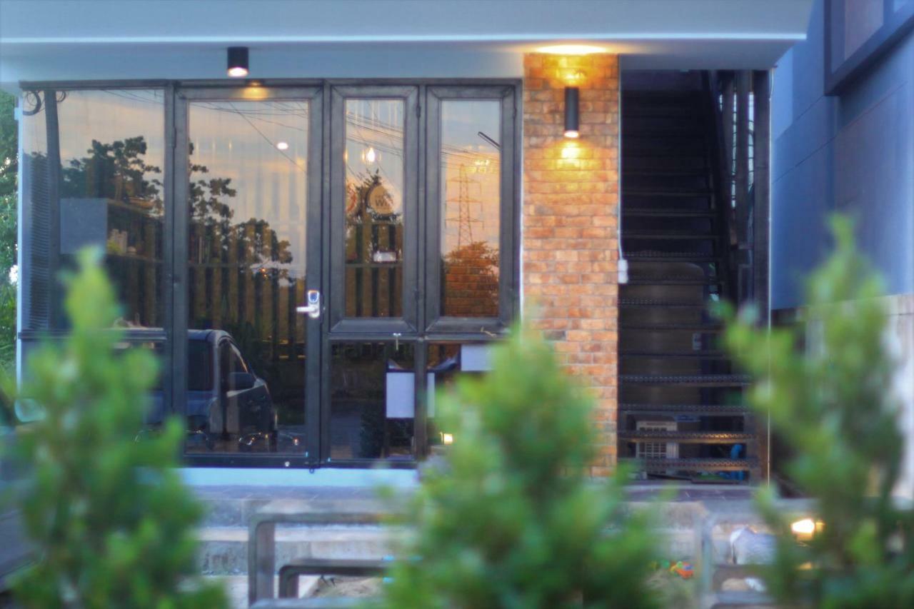 The Nichehome Waterside Living Čiang Mai Exteriér fotografie